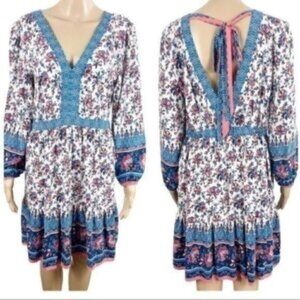 Loft Beach Rayon v-neck floral dress size small Style 524242